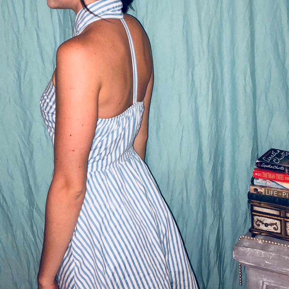 Dress - Picture 3 of 3